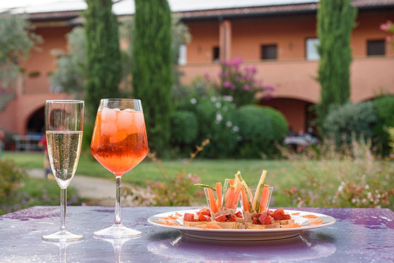 Agriturismo Borgo Campetroso 苏韦雷托 外观 照片