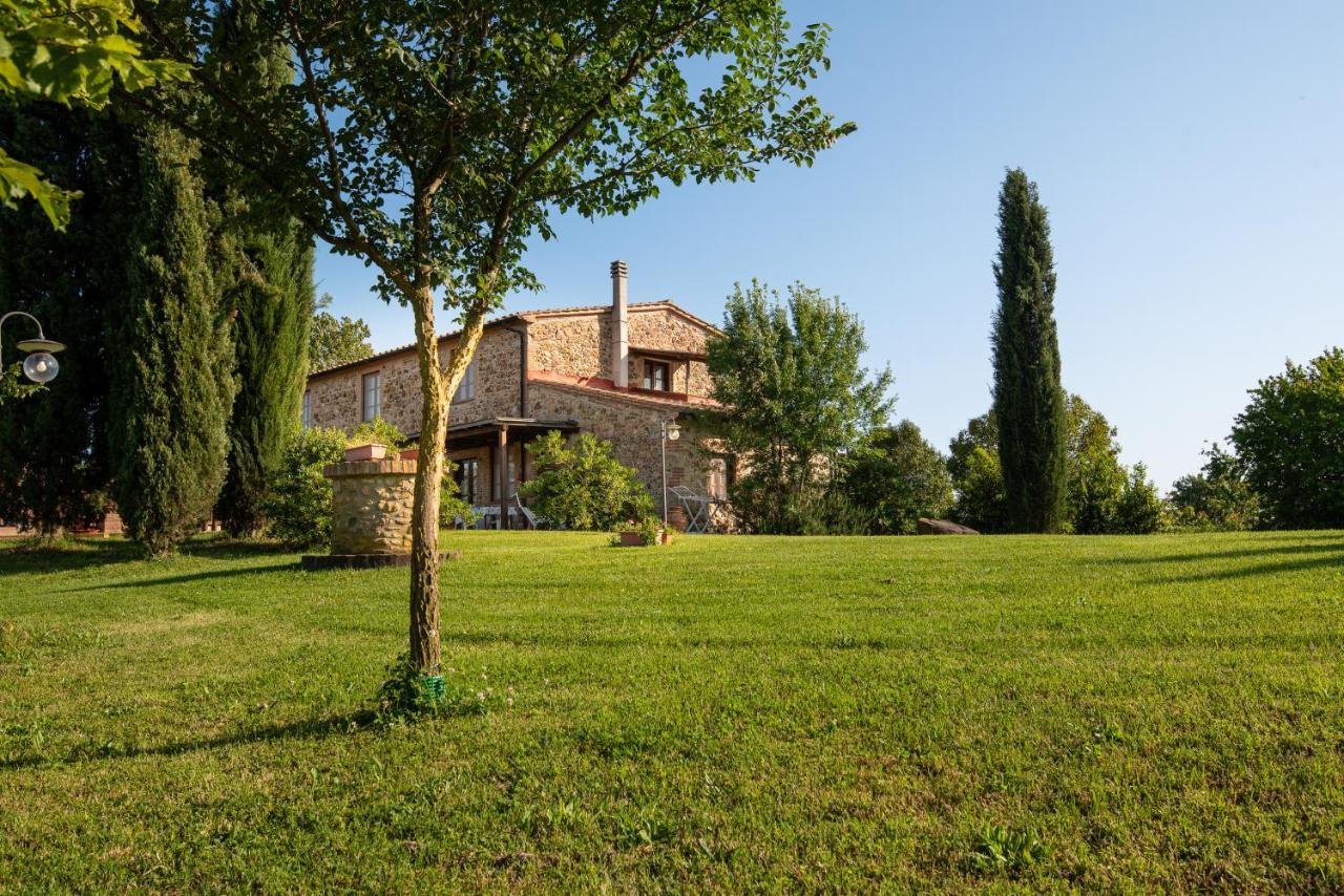 Agriturismo Borgo Campetroso 苏韦雷托 外观 照片