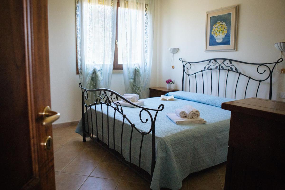 Agriturismo Borgo Campetroso 苏韦雷托 外观 照片