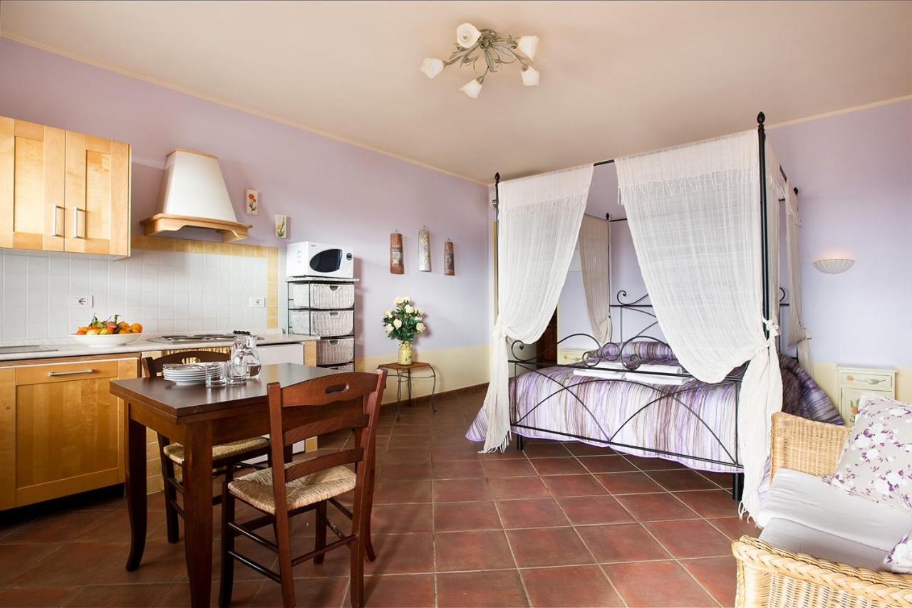 Agriturismo Borgo Campetroso 苏韦雷托 客房 照片