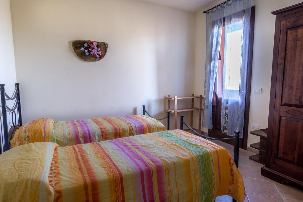 Agriturismo Borgo Campetroso 苏韦雷托 外观 照片